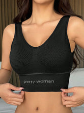 Seamless Solid Color Sports Bra