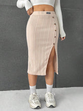 Letter Patched Detail Button Front Split Thigh Ribbed Knit Skirt SS24