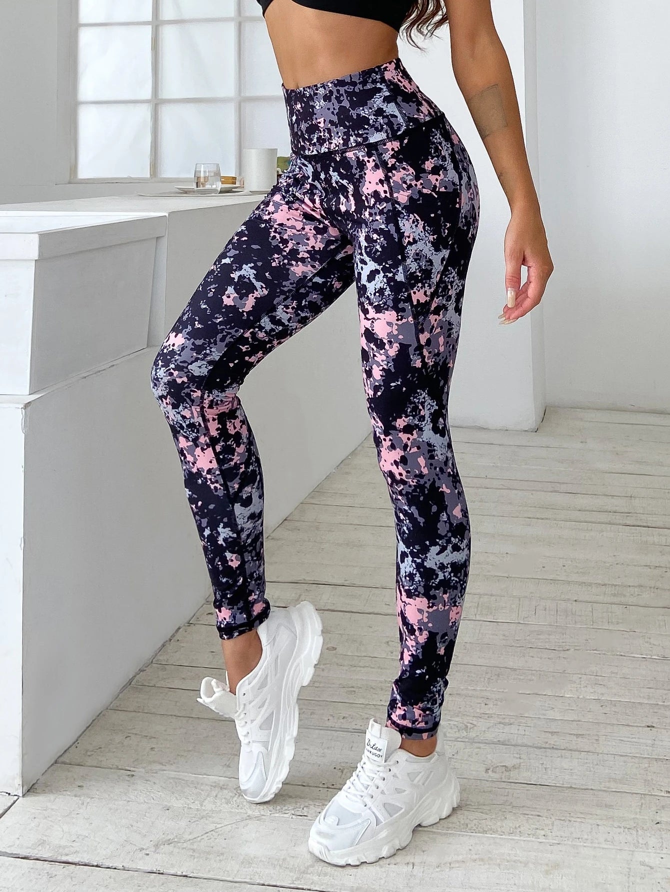 Tie Dye High Stretch Sports Leggings With Side Phone Pocket