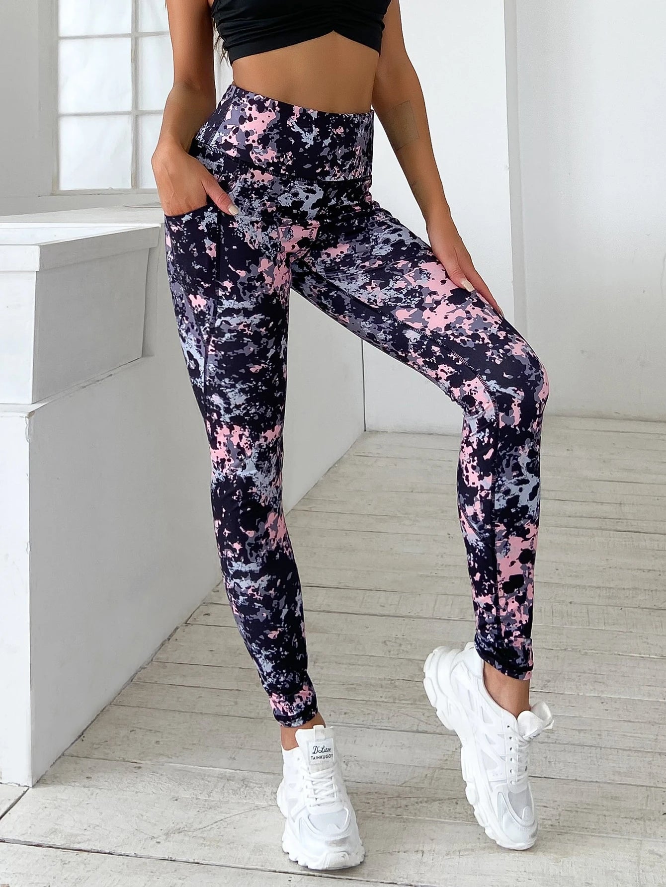 Tie Dye High Stretch Sports Leggings With Side Phone Pocket