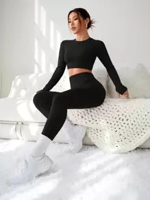 Seamless Cut Out Back Thumb Holes Crop Tee Yoga Set