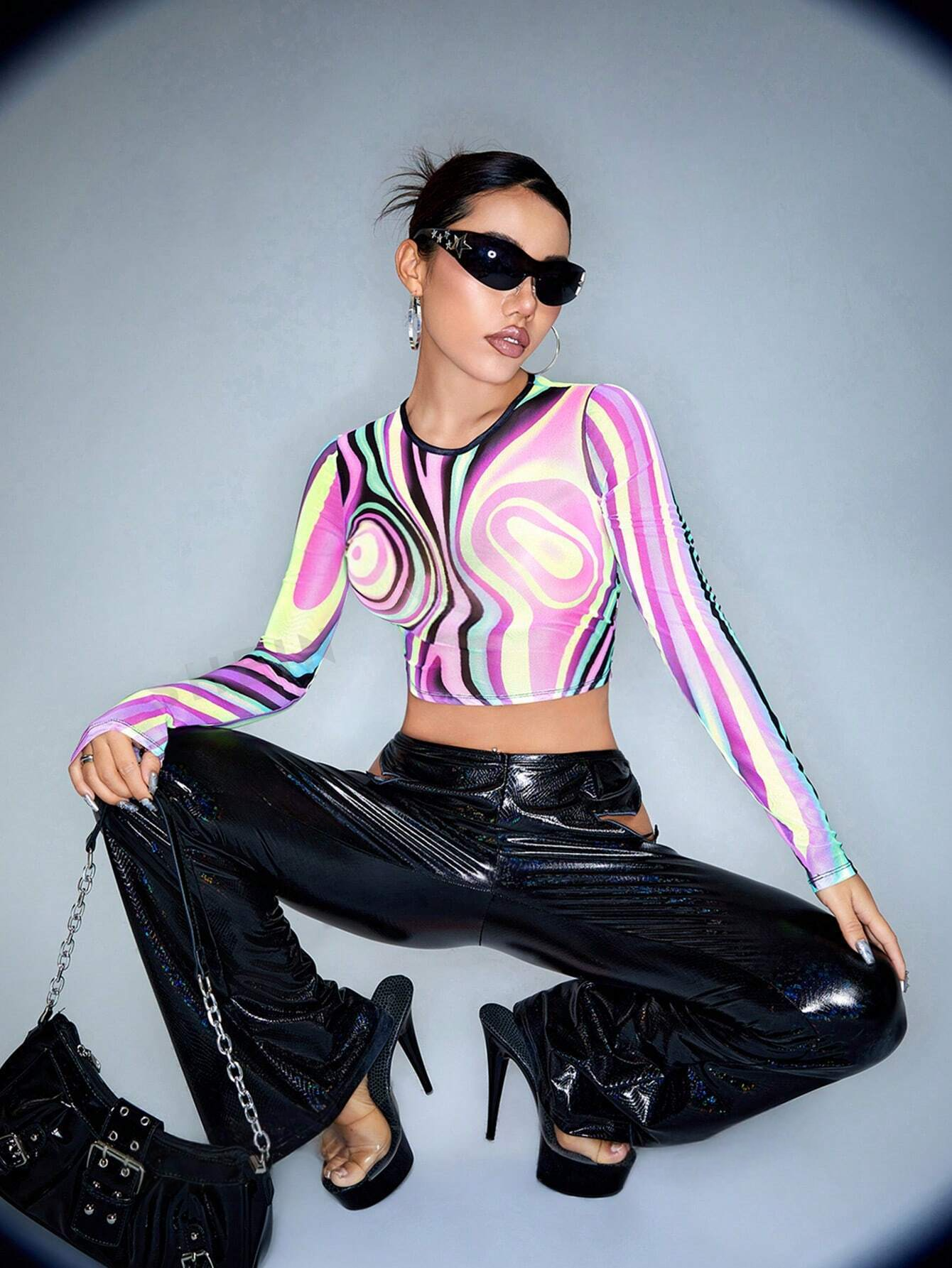 Full Print Glow-In-The-Dark Round Neck Top SS24-FD