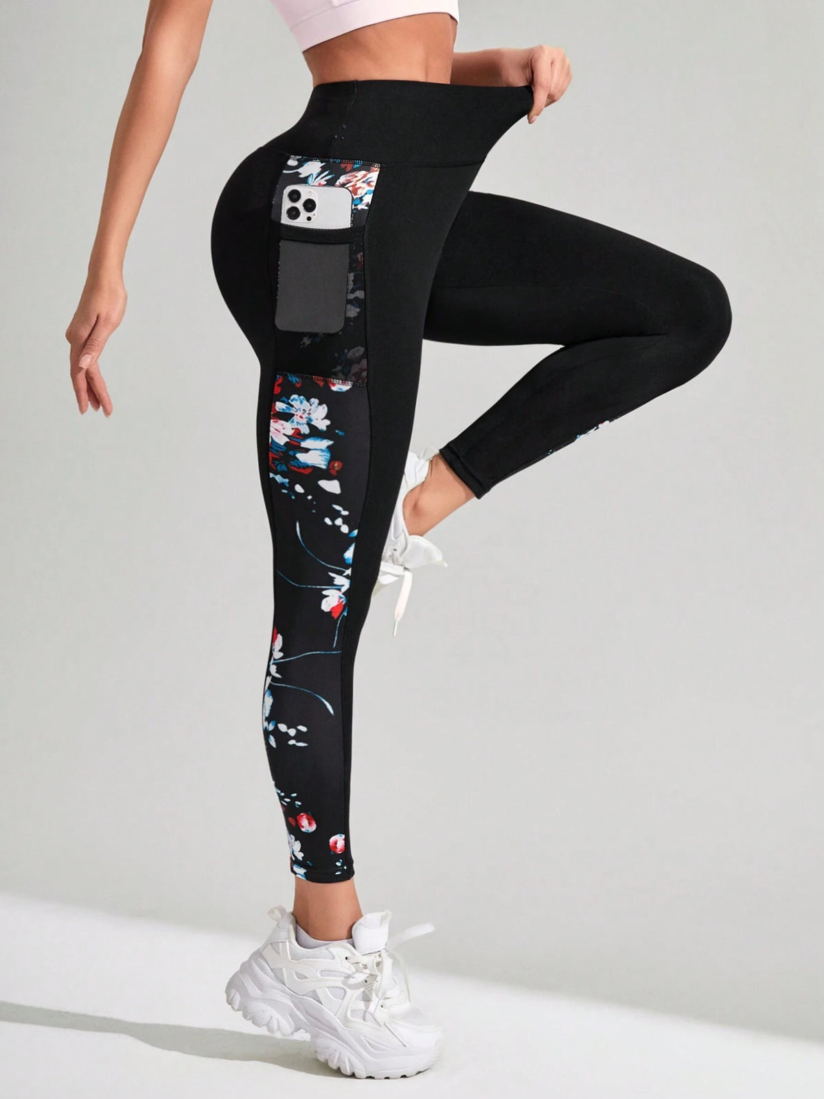 Floral Printed With Pockets And Side Stripes Sports Leggings