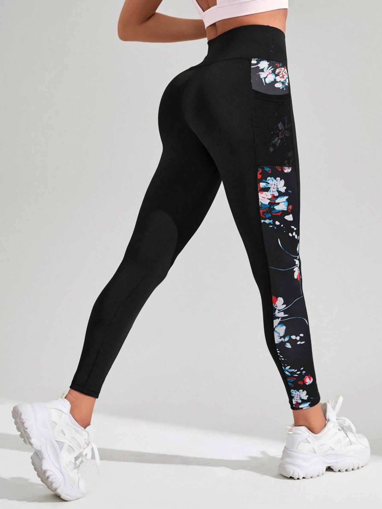 Floral Printed With Pockets And Side Stripes Sports Leggings