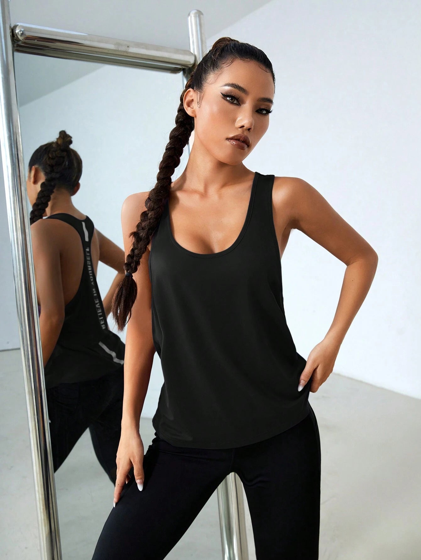 Round Neck Letter Print Sports Tank Top