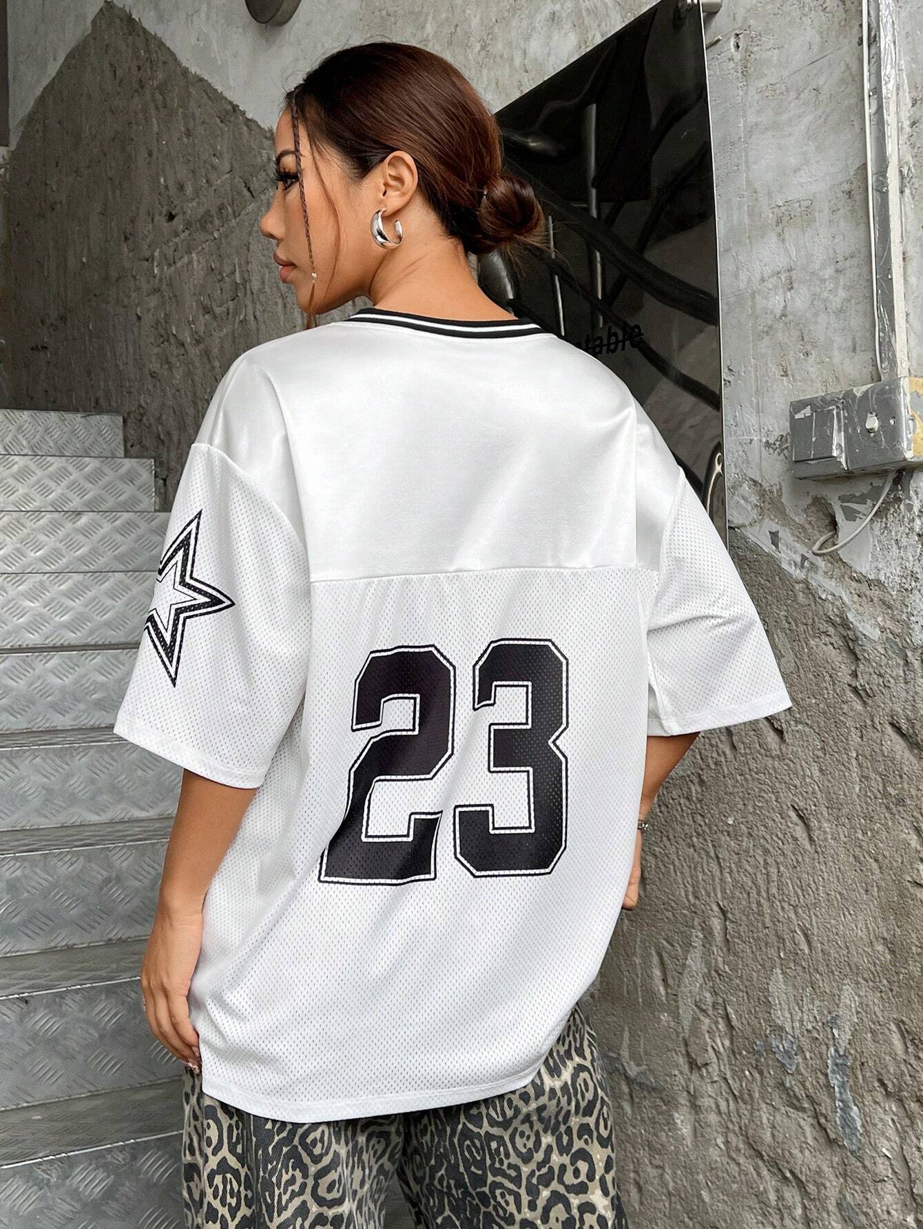 V-Neck Knitted Striped Number Printed Drop Shoulder Loose T-Shirt