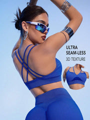 Dynamic Stripes Seamless Middle Support Racerback Sports Bra