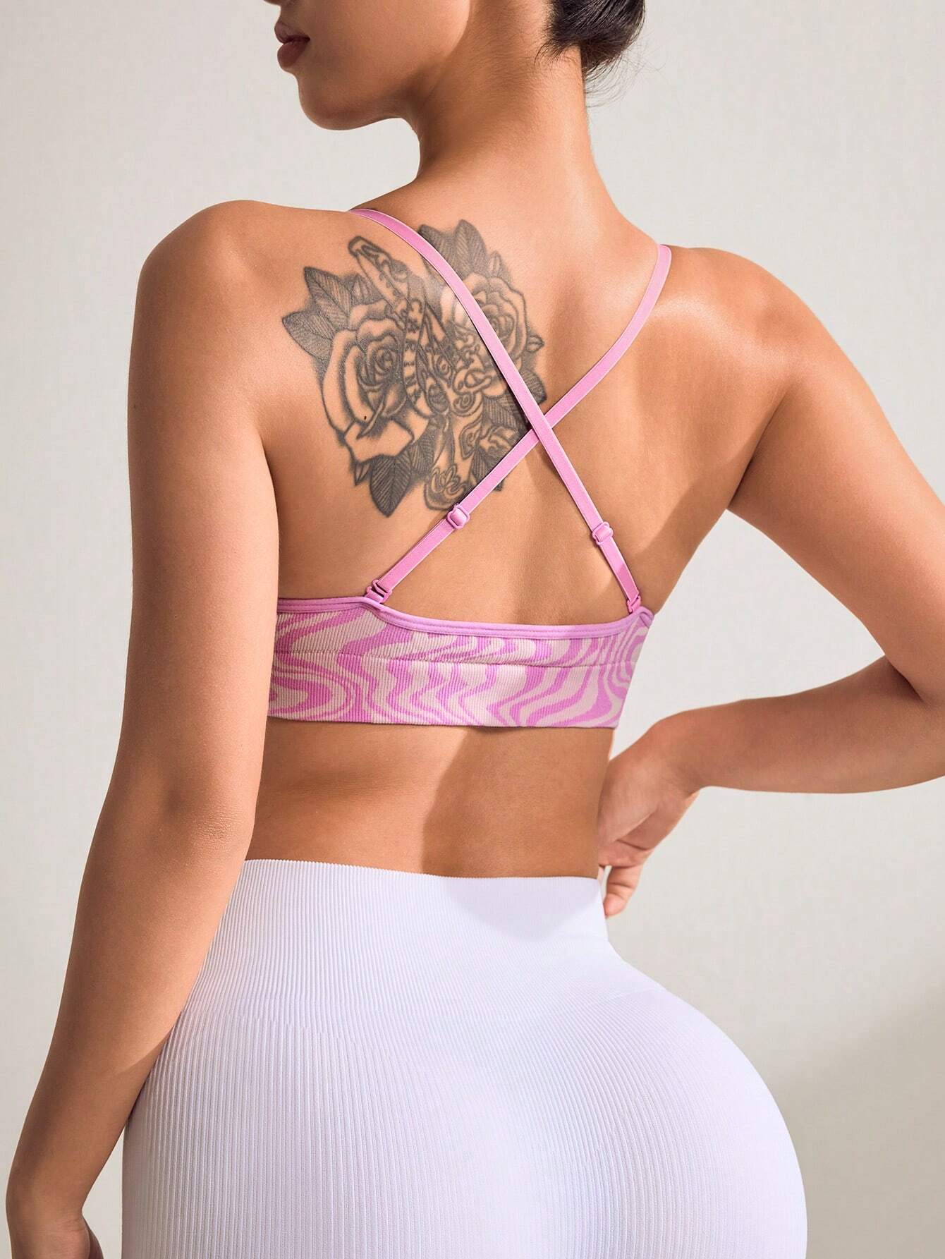 Cropped Round Neck Sports Tank Top