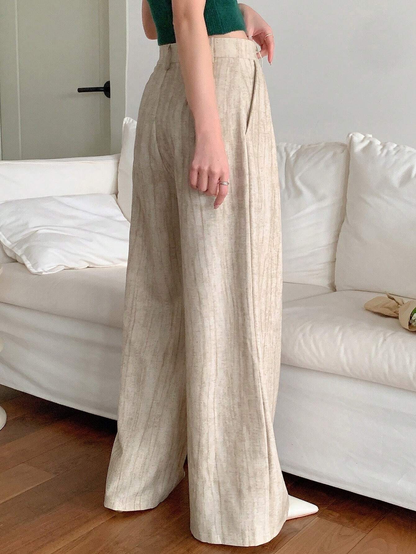 Wide Leg Pleated Straight Trousers