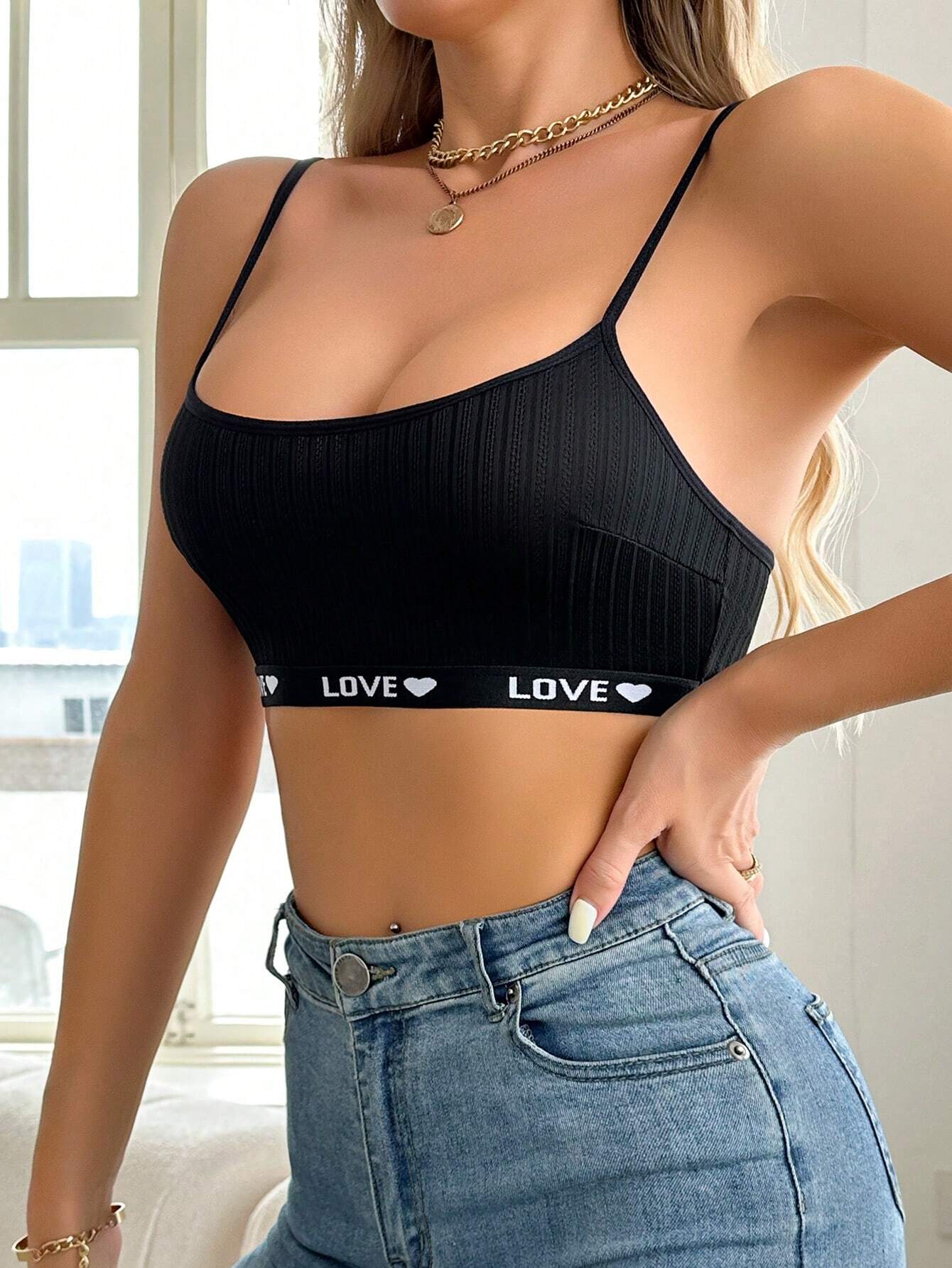 Letter & Heart Pattern Spaghetti Strap Sports Bra