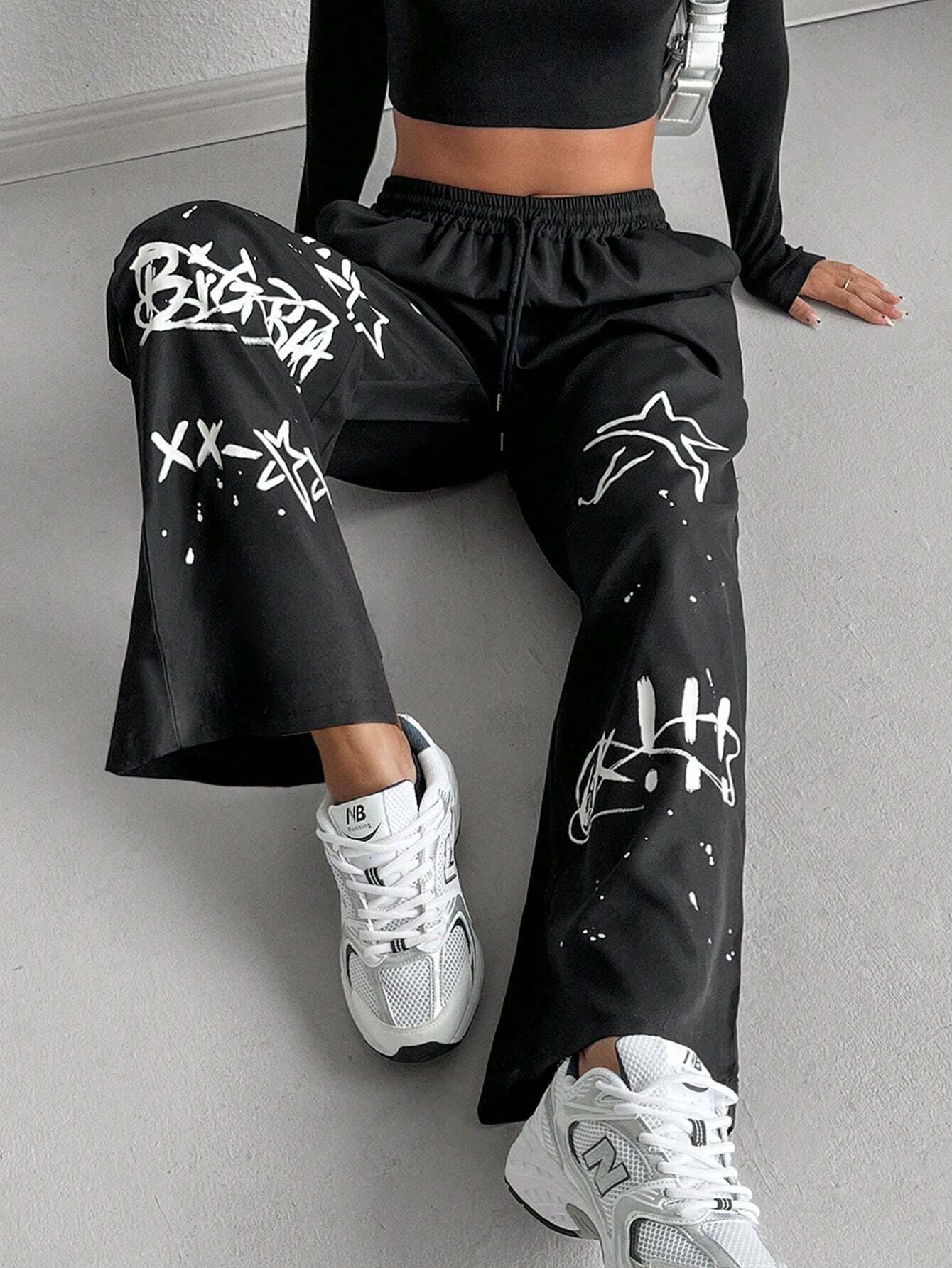 Letter Print Drawstring Waist Loose Long Pants