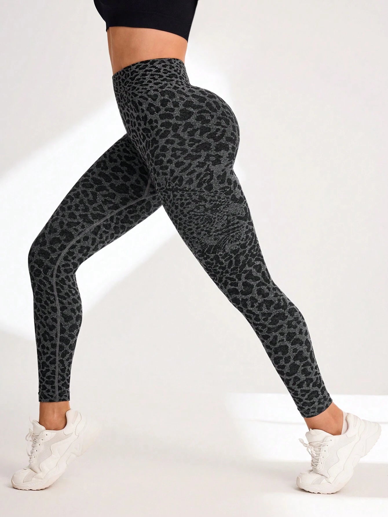 High Waisted Leopard Print Elastic Sports Leggings