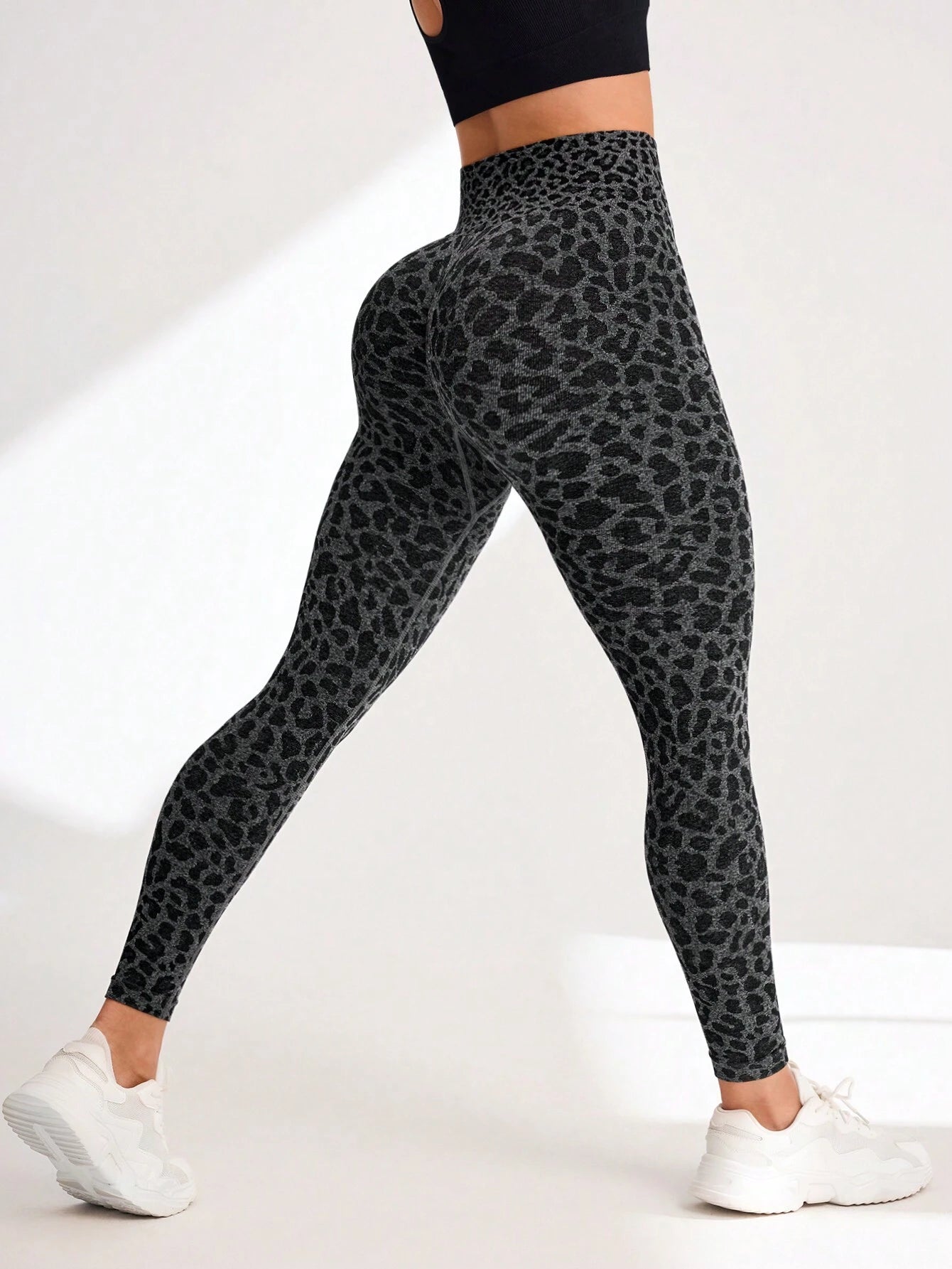 High Waisted Leopard Print Elastic Sports Leggings