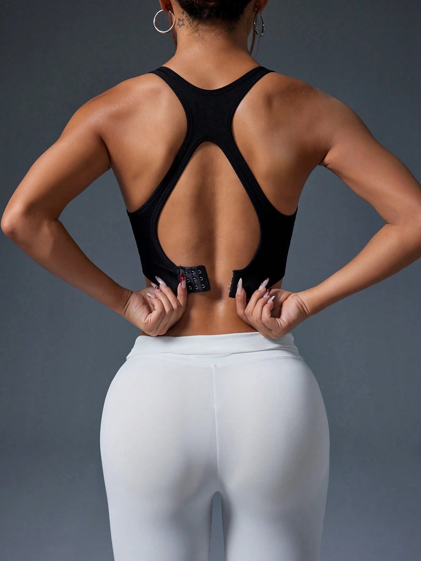 Solid Color Seamless Hollow Back Sports Bra
