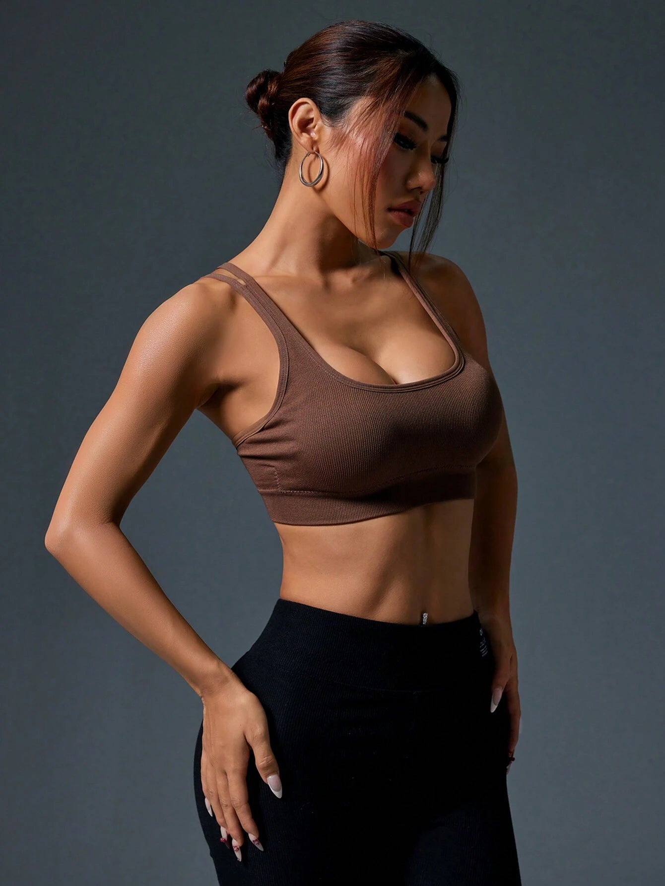 Solid Color Hollow Back Seamless Sports Bra