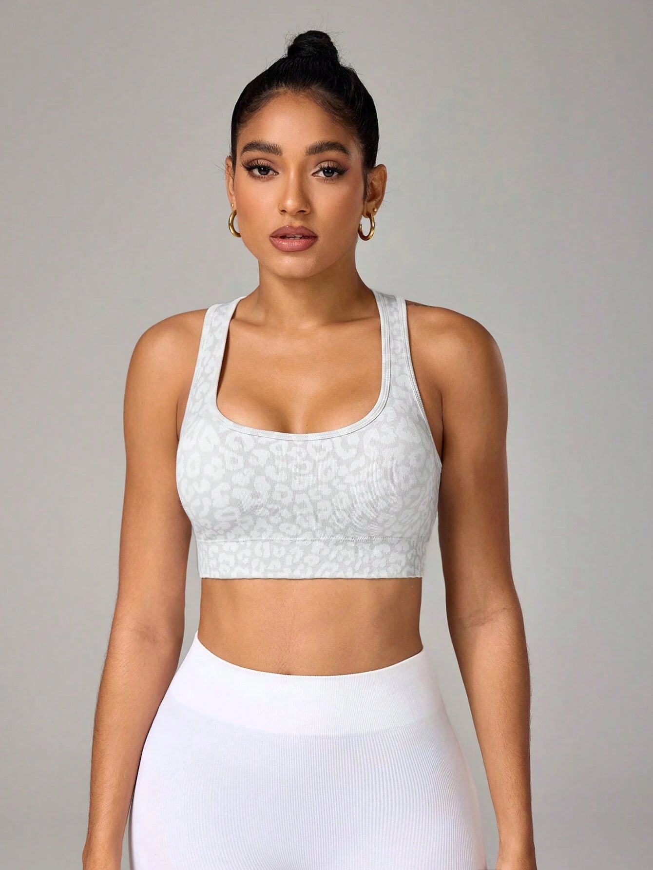 Leopard Print Round Neck Sports Bra