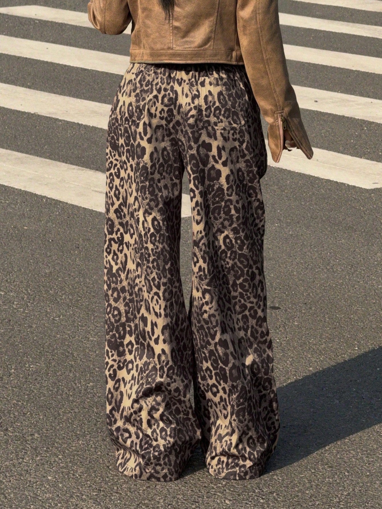 Loose Leopard Print Wide Leg Pants