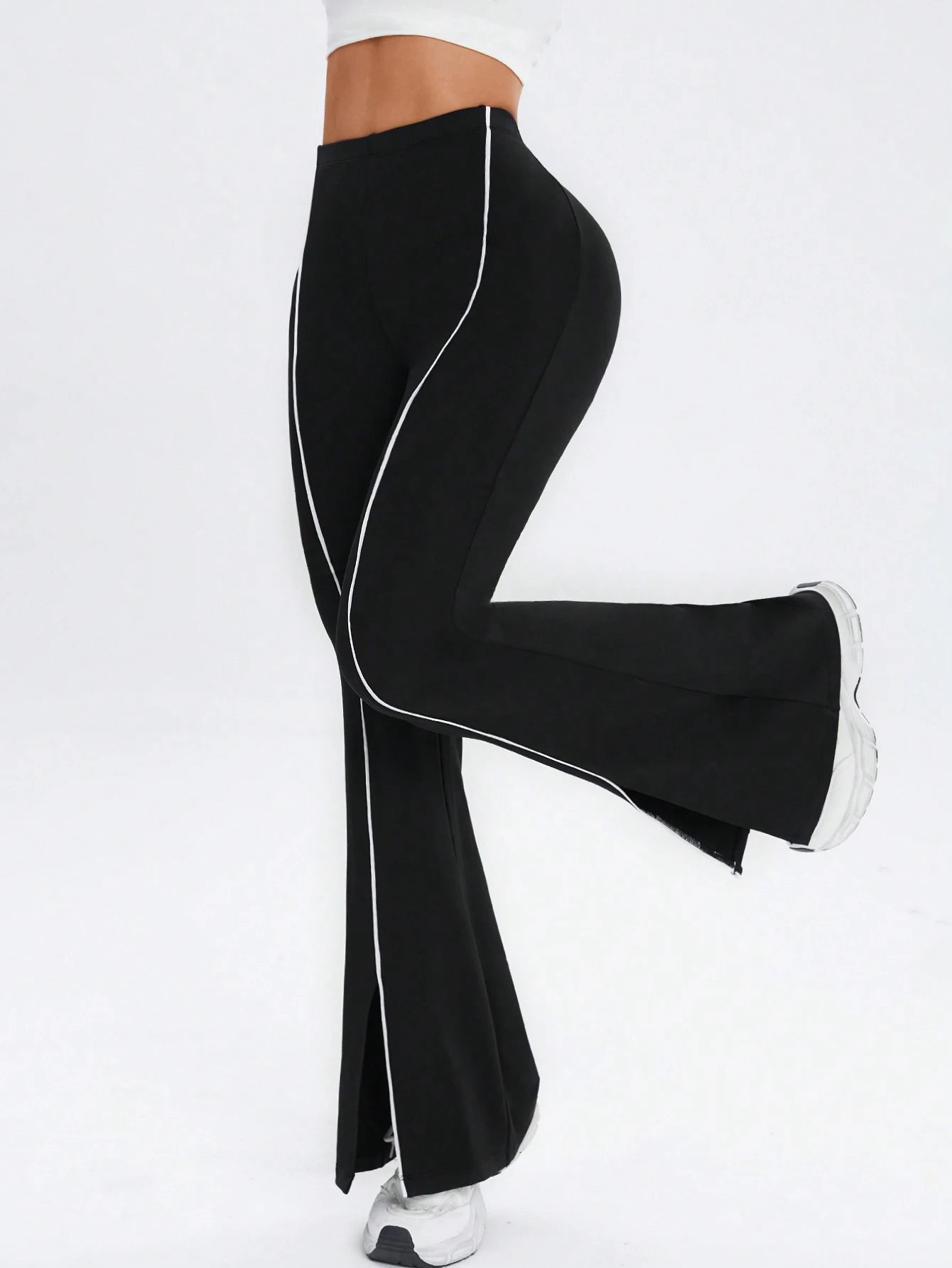 Line Patchwork Minimalist Sports Pant