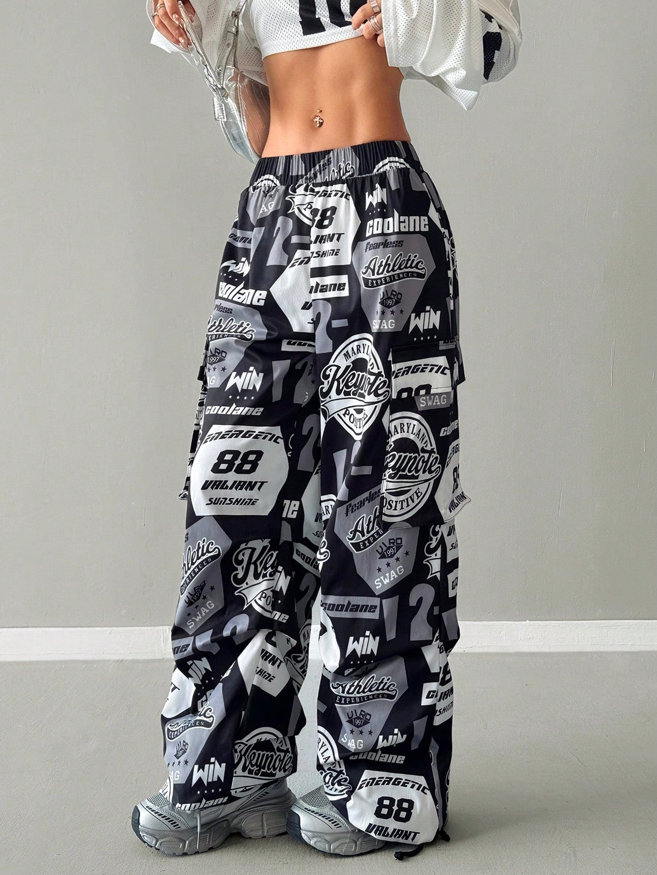 Number Pattern Color-Blocked Soccer Sweatpants