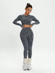 Seamless  Solid Color Backless Long Sleeve Top & Form-Fitting Pants Workout Set