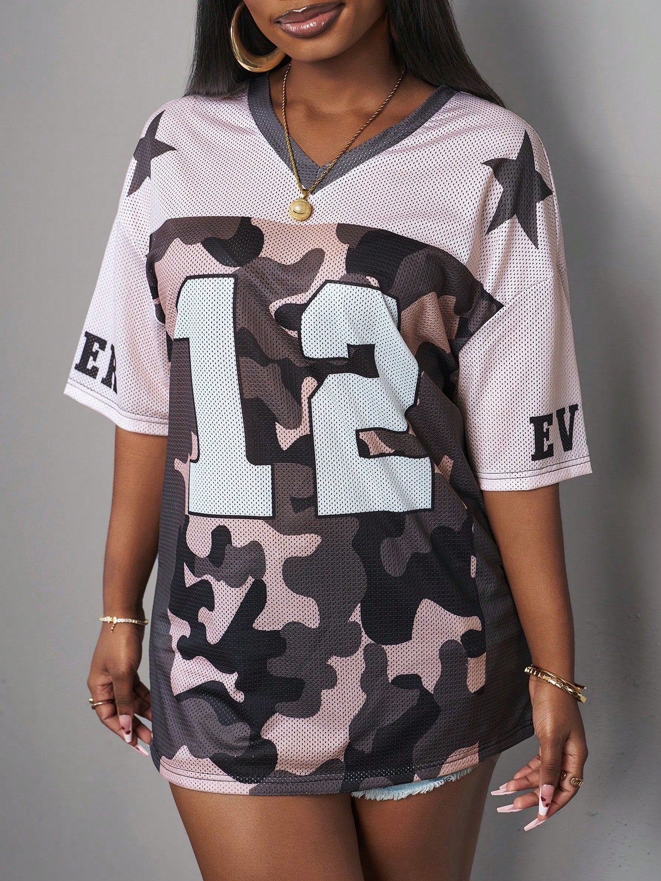 Loose Camo Numeric Print Mesh T-Shirt