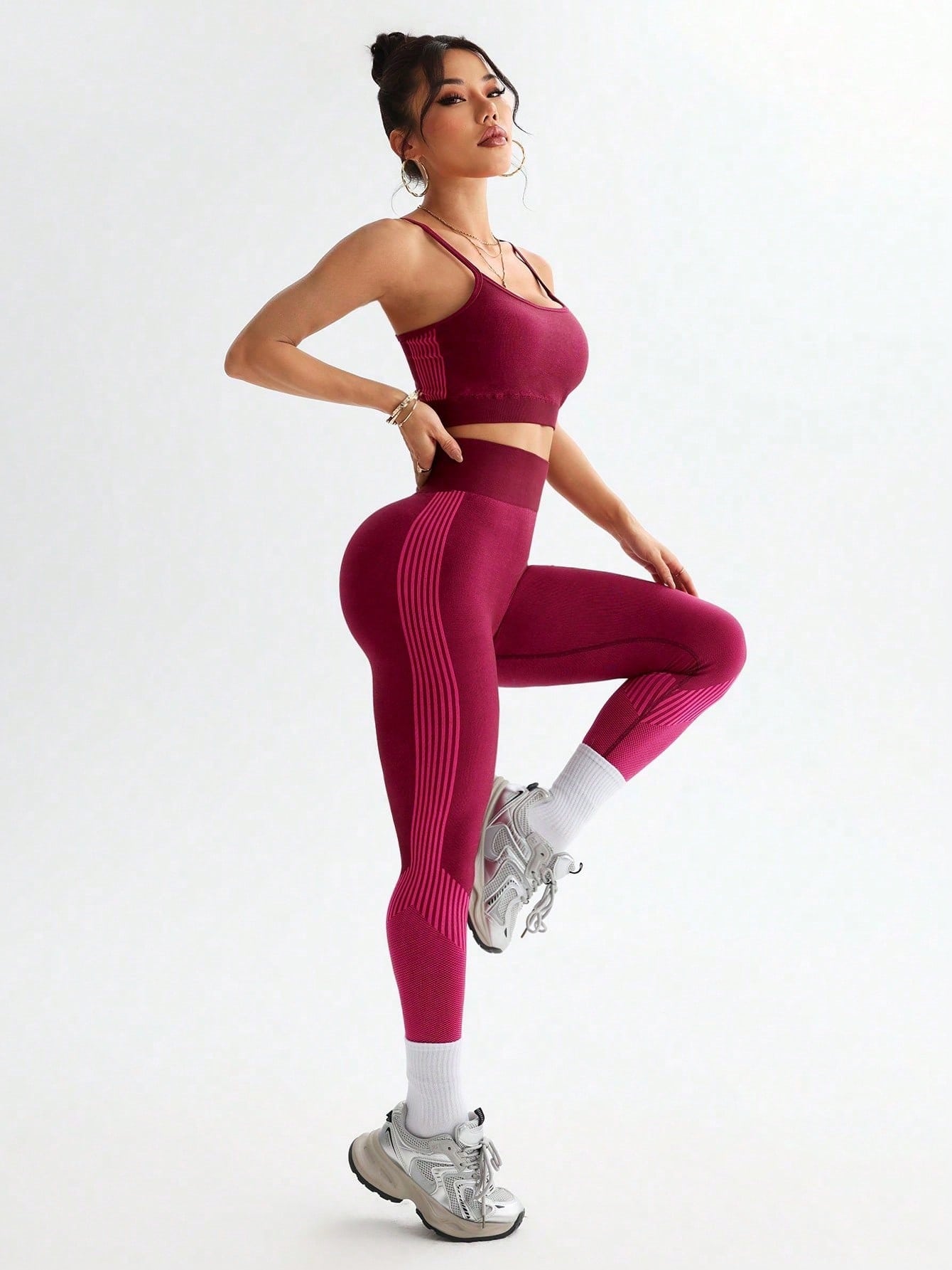 Solid Color Cropped Camisole & Leggings Sports Workout Set