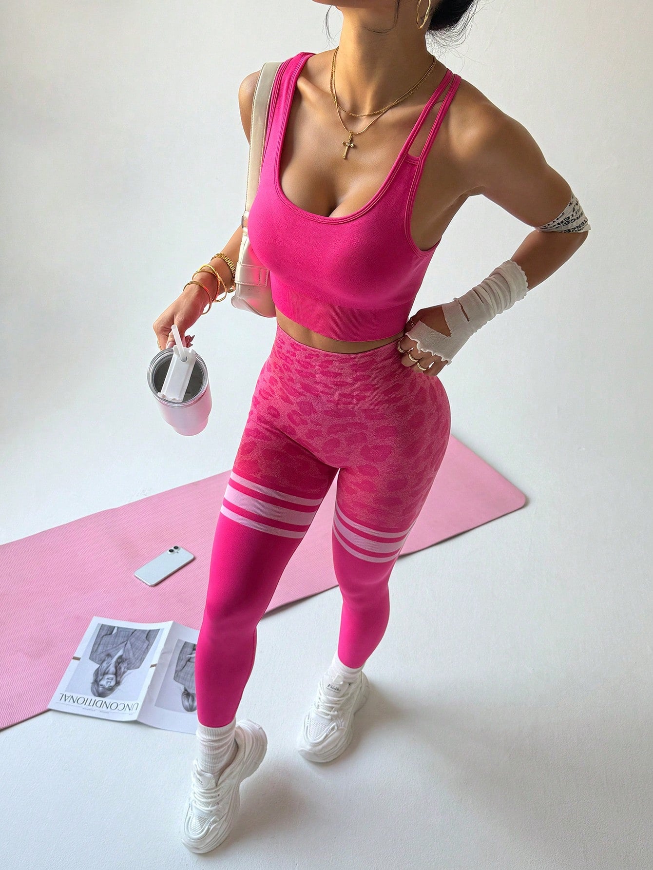 Seamless Solid Color Camisole Top And Long Pants Yoga Set