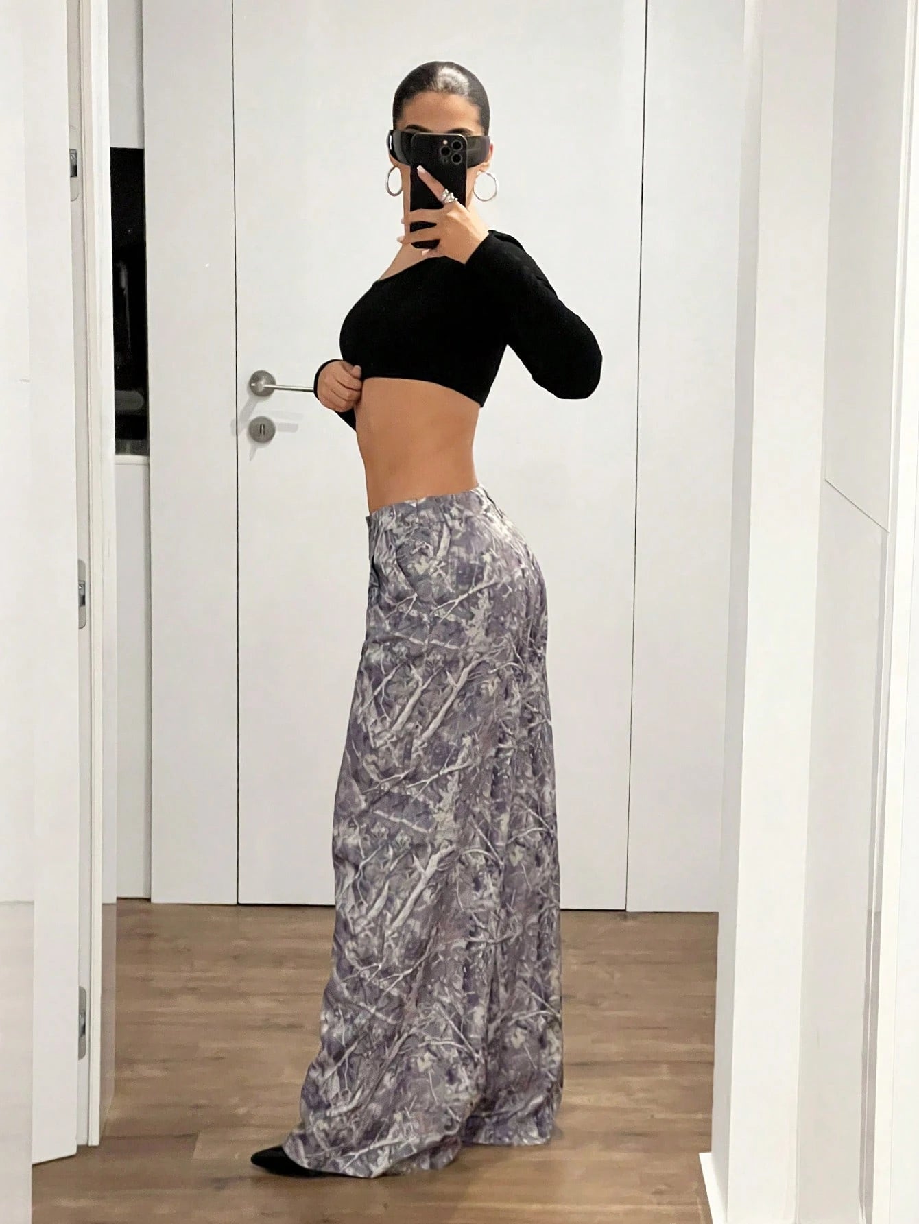 Low-Waist All-Over Tree Branch Print Wide Leg Pants