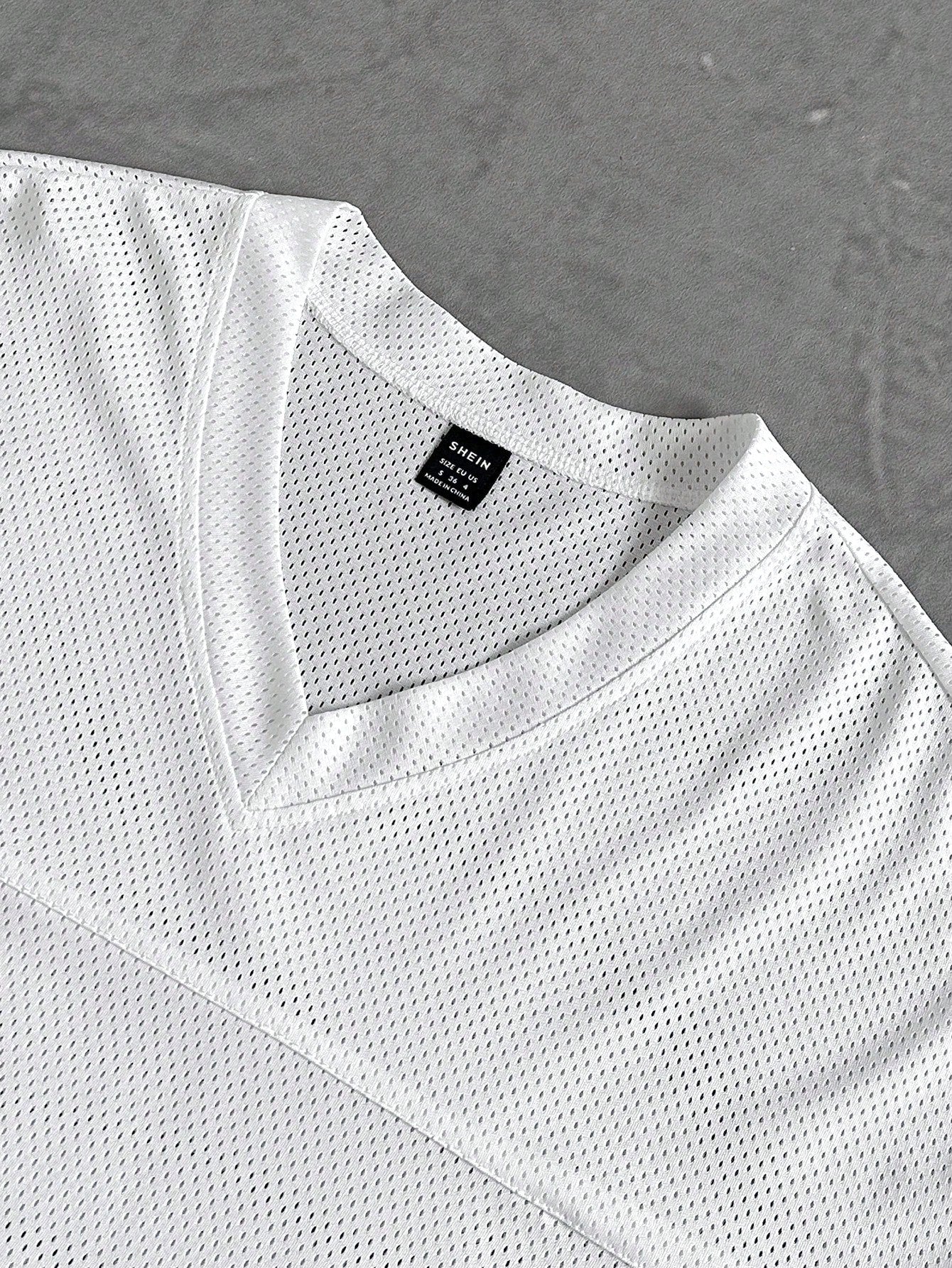 V-Neck Mesh Style T-Shirt With 81 Number Print