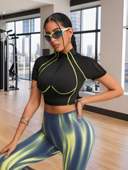 Athletic Fit Top Sculpt Zip-Up & Streamlined Stitch