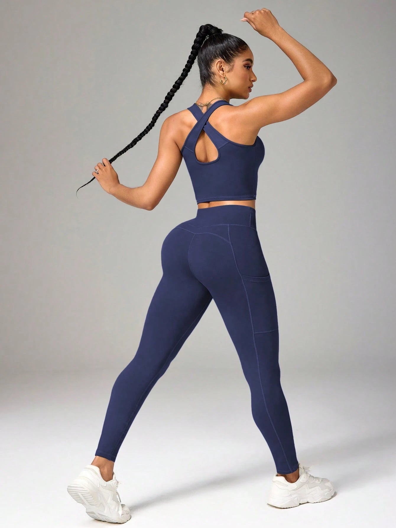Solid Color Camisole And Leggings Seamless Activewear Set