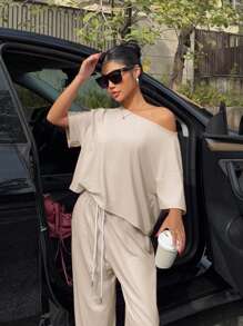 Short Sleeve Oblique Shoulder T-Shirt And Pant Set