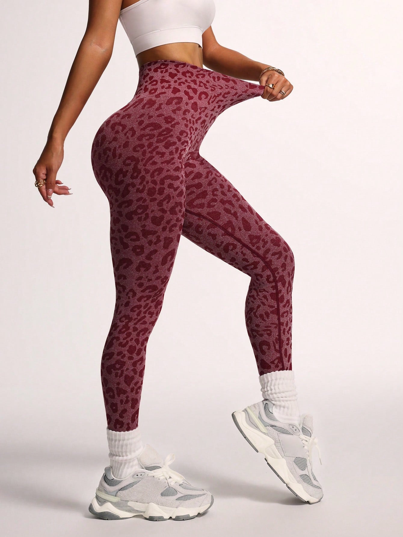 Leopard-Print Jacquard Seamless High-Stretch Sports Leggings