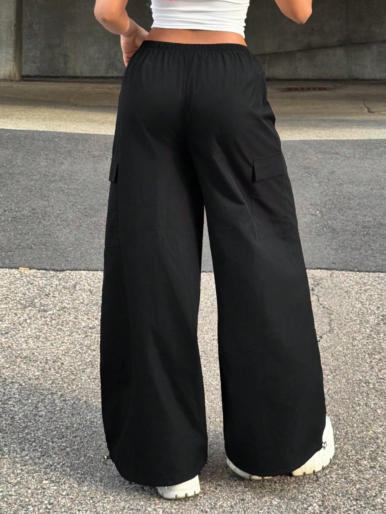 Elastic Waist Contrast Trim Wide Leg Cargo Pants
