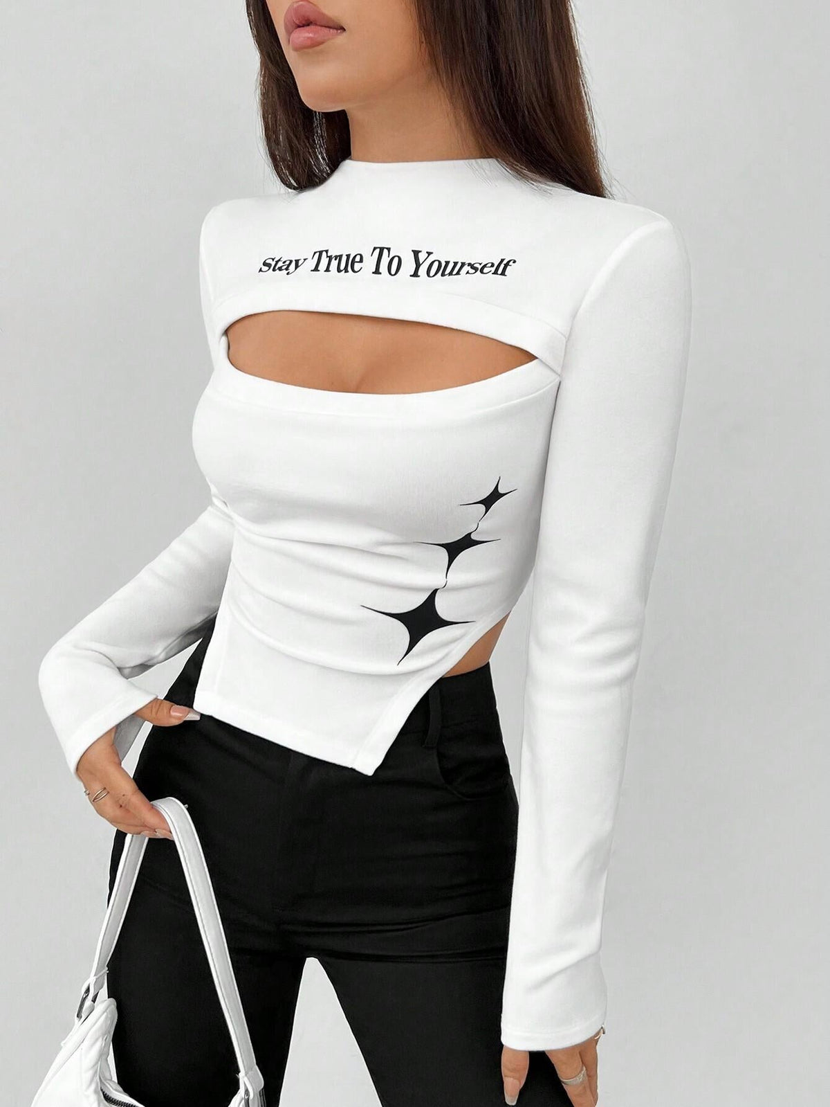 Hollow Out Asymmetric Hem T-shirt With Letter & Star Print SS24- FD