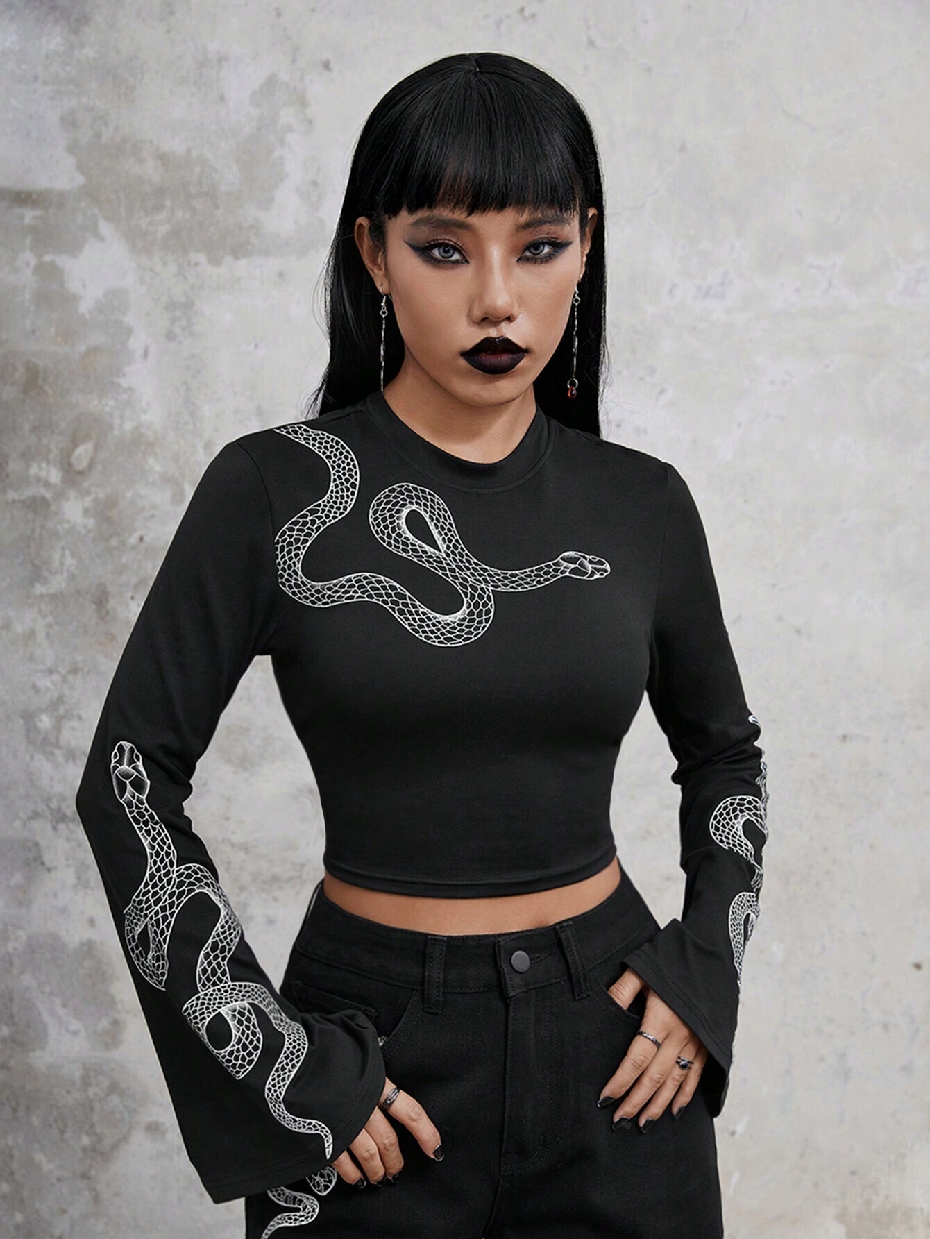 Goth Snake Print Crop Tee SS24- FD